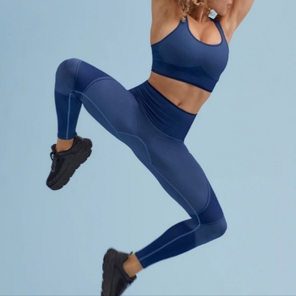 Thirdlove Blue Flex Seamless Compression Leggings… - image 2